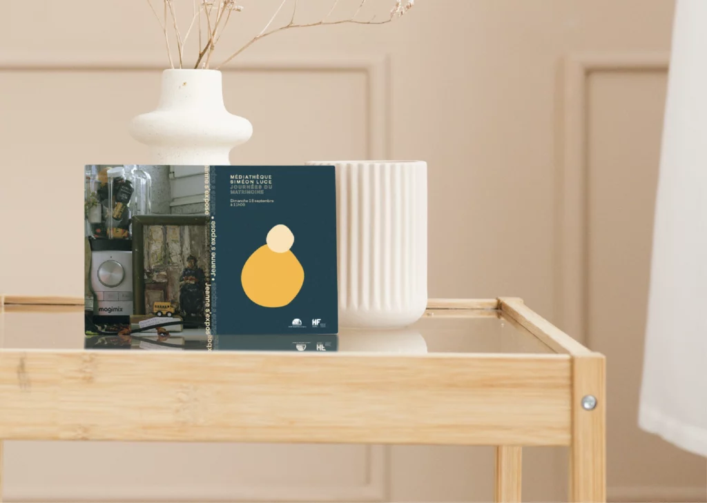 Branding créé par Oversour Studio, studio de branding à Paris et Caen
