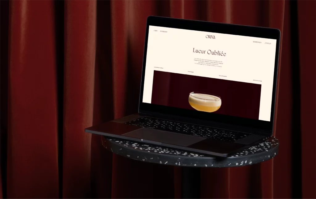 Branding créé par Oversour Studio, studio de branding à Paris et Caen